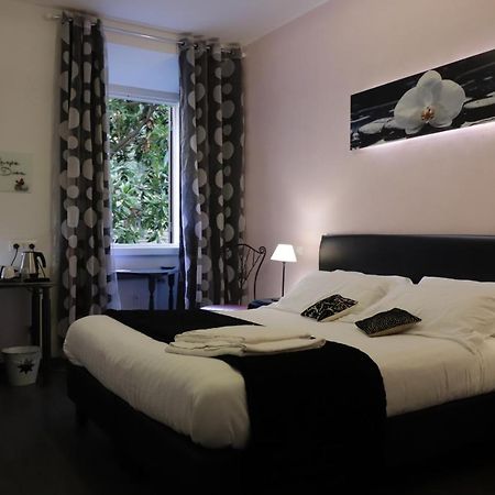 Caroline Rooms Рим Екстериор снимка