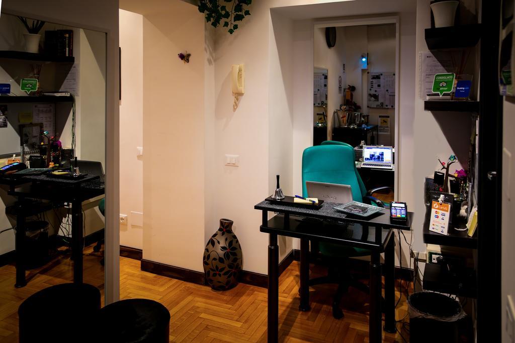 Caroline Rooms Рим Екстериор снимка