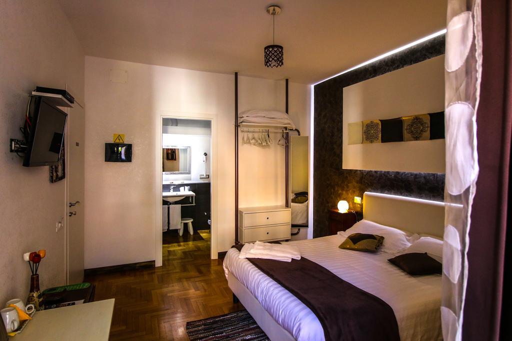 Caroline Rooms Рим Екстериор снимка