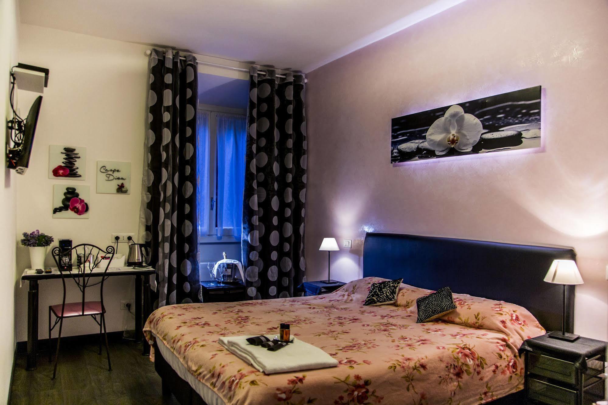 Caroline Rooms Рим Екстериор снимка